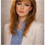 English coach with broad business background teaching modern business language. 