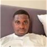 De bonne élocution, d’origine béninoise et ayant voyagé à travers le monde, j’ai passé 3 ans en France avec de diplômes supérieurs