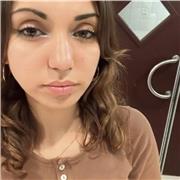 Je peux enseigner les basses du français aux collégiens, aux personnes qui n’écrivent pas français