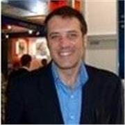 Inglese e tedesco a Viareggio. Interprete e traduttore certificato, laureato in Mediazione Linguistica all'Università di Pisa.