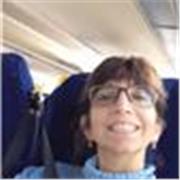 Profesora en Biología ayuda con la comprensión del apasionante mundo de la biología