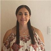 Profesora de Psicología apta para todas las edades y niveles