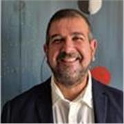 Impulsa tu comunicación con un experto en oratoria: profesor pionero en la UEM Valencia