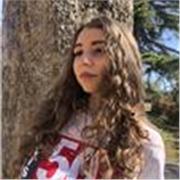 Studentessa universitaria all‘ultimo anno con certificazione C1 dà ripetizioni di inglese, per studenti delle medie e del liceo