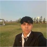 Profesor de matemática imparte clases a niños de todas las edades