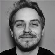 Cinematographer from London with theatrical feature films released in US and UK offering film lessons (also in-person).