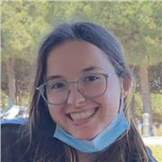 Estudiante de 18 años que ofrece clases de repaso para niños y niñas en la primaria y la ESO