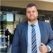 Professor de Direito especialista em direito penal