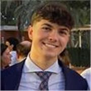 Estudiante de Odontología que ha cursado bachillerato de ciencias de la salud.