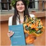 Studentessa universitaria che da oltre 8 anni accompagna i più giovani in varie attività didattiche/formative(studio,aiutocompiti)