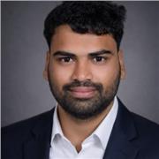 Experienced English Teacher Offering Engaging and Effective Online Lessons