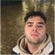 Profesor de matemáticas, física, química y de inglés para ESO, que estudia en la Universidad del País Vasco enfermería