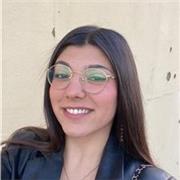 Estudiante de Grado de Psicología, y Grado Superior de Educación Infantil. Apoyo general ante cualquier materia, cuidar y atender.
