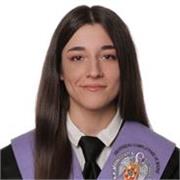 Universitaria con grandes conocimientos de inglés y materias de todos los cursos de primaria. También imparto inglés para la ESO