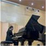Profesora particular de piano para niños– Córdoba