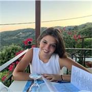 Studentessa di Architettura con English Proficiency