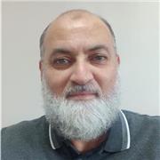 I’m a university professor with nearly 20 years of teaching experience, passionate about teaching Arabic and the Qur’an.