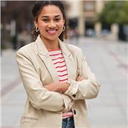 Doy clases a niños de primaria para ayudarles con mates, lengua, ingles