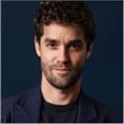 Certified Master Coach (Life Coaching), career coach and trained actor, working with people who want to improve their goal setting