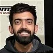 Tutor offering multiple subjects including Maths, Physics, Italian and English as a foreign language, for students of any age