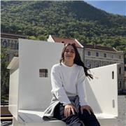 Studentessa universitaria a Roma, disponibile per lezioni in presenza per ragazzo fino alla 3 media