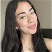 Profesora con la ESO y Bachiller especializada sobretodo en lengua 