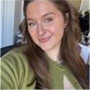 I am an outgoing and extremely passionate University student, looking to help GCSE English students to better their grades!