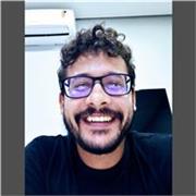 Leciono programação front-end e back-end há mais de 8 anos, com experiência comprovada na área