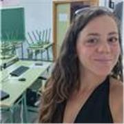 Soy Alba, profesora de matemáticas en Educación Secundaria Obligatoria y Bachillerato. Ofrezco una primera clase gratuita, donde conocernos, comentar la forma de trabajar la asignatura, conocer tus puntos fuertes, necesidades y dificultades