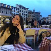 Laureata in giurisprudenza con il massimo dei voti, aspirante notaio, offre lezioni di diritto privato, civile e commerciale