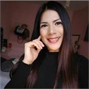 Soy una maestra responsable, organizada, me gusta dar clases y apoyar a niños de educación básica para que tengan un aprendizaje significativo, a través de actividades divertidas, dinámicas pero sin perder el motivo principal que es enseñar y aprender
