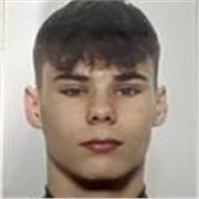 Estudiante con título de bachillerato. Me gusta tratar con la gente y considero que se me dan bien los niños. 
