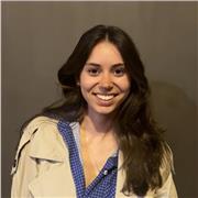 Profesora de Francés, apasionada por la enseñanza. Imparto clase a todas las edades y niveles