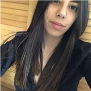 Studente universitaria diplomata al liceo linguistico