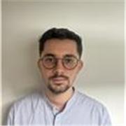Professeur particulier donne des cours de soutien en introduction en droit, droit civil, commercial et droit des sociétés