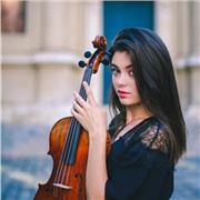 Liebe zur Musik und ein grosser Wunsch Geige, Bratsche und Gesang unterrichten