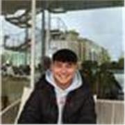 Graduado en bachiller de ciencias y actualmente cursando grado superior de educación infantil 