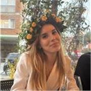 Ragazza laureata in Finanza. Insegno matematica con metodi semplici e facili per rendere la materia più vicina a chiunque