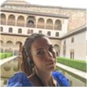 Madrelingua italiana offre ripetizioni
