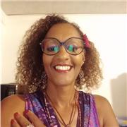 Disponible ,souhaitant transmettre mon savoir aux enfants et adultes j'aurai plaisir à vous accompagner