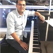 Profesor de música ofrece clases online de Piano, teoría musical, armonía, Jazz