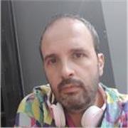 Profesor de español como lengua extranjera, titulado como maestro, doy clases a niños y adultos. Clases online y presenciales.