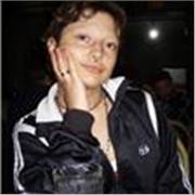 Étudiant engagé, formé en philosophie, science politique, et métiers d'art, je propose des cours de français à toustes!