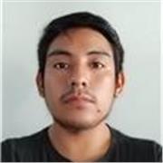 Profesor de matemáticas inculca conocimientos en este mundo de las matemáticas