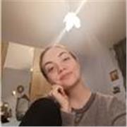 Laureata in Scienze dell'Educazione, ho esperienza come educatrice nell'aiuto-compiti individuale e di gruppo.