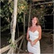 Laureanda in farmacia impartisce lezioni di biologia, chimica e fisiologia a ragazzi fino ai vent'anni di età