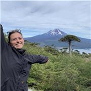 Profesora francesa en clase de básica de la escuela francesa de Concepción. Clase presenciales en el centro de Concepción o online