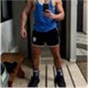 Laureato in scienze motorie e da anni praticante bodybuilding, impartisce lezioni inerenti al mondo del culturismo, ipertrofia muscolare, scheda personalizzata, allenamento seguito passo dopo passo, con correzione e valutazione di errori