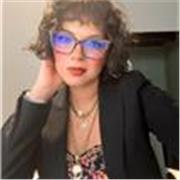 Profesora que imparte clases particulares del idioma Inglés on-line