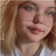 Professora de matemática e física com experiência comprovada